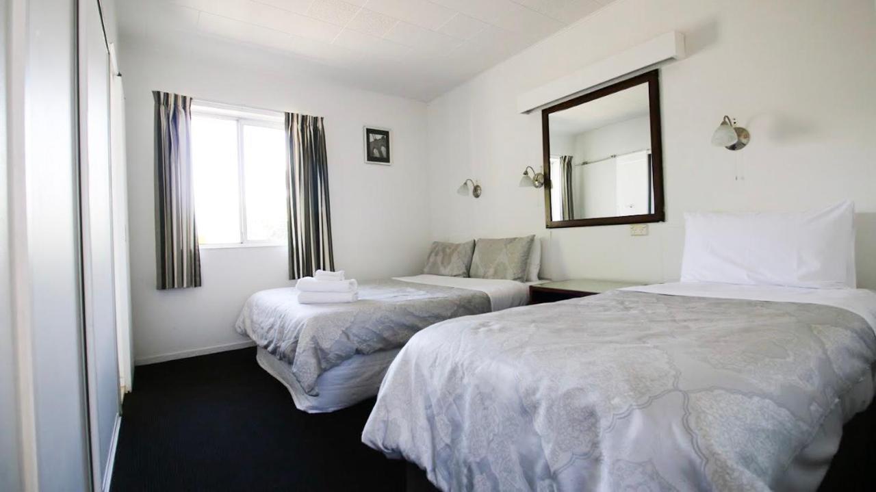 Achilles Motel Christchurch Exterior photo